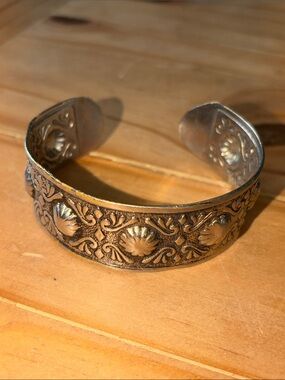Vintage-Style Gold Floral Cuff Bracelet